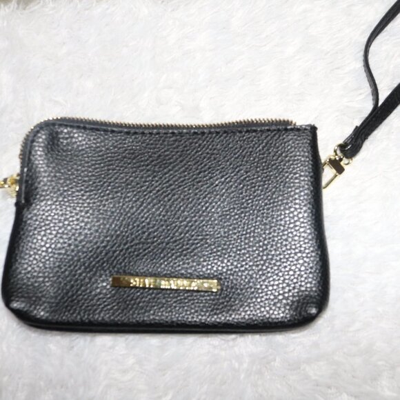 Steve Madden Handbags - Steve Madden black wristlet double zip around wristlet